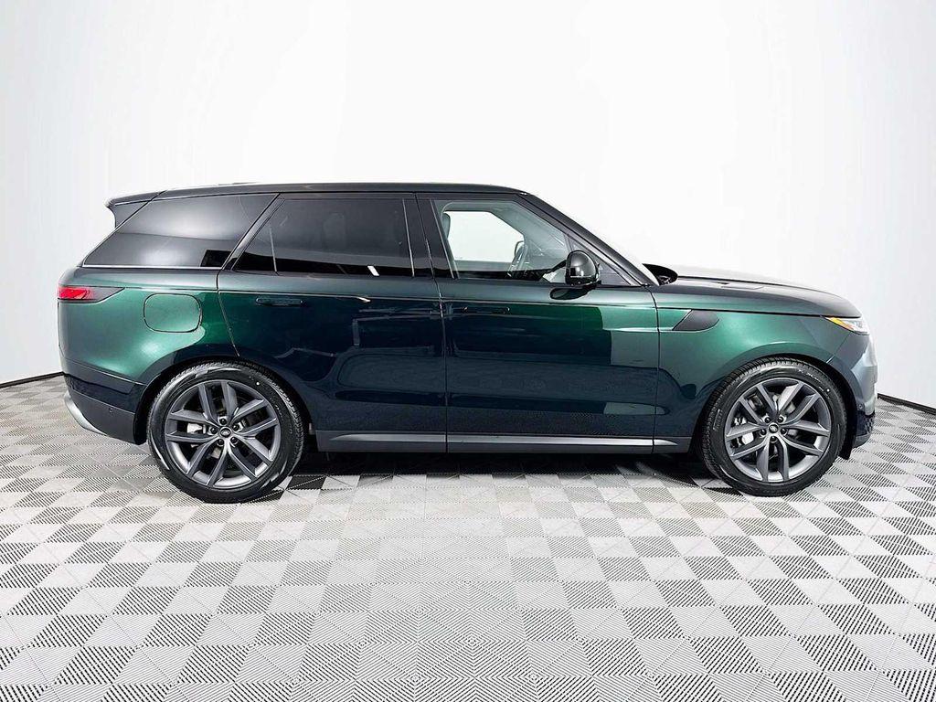 new 2025 Land Rover Range Rover Sport car