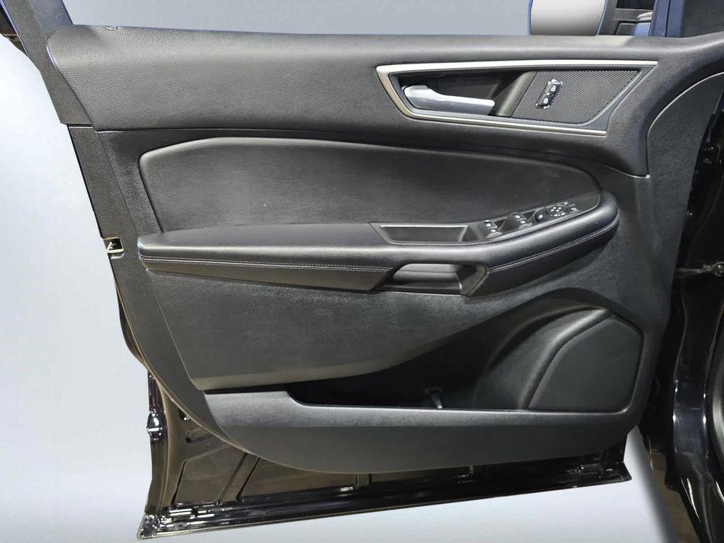 used 2022 Ford Edge car, priced at $26,998