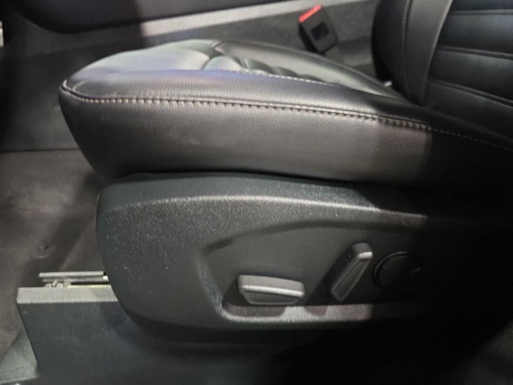 used 2022 Ford Edge car, priced at $26,998