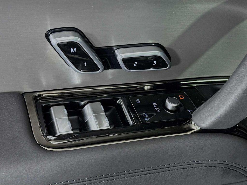 new 2025 Land Rover Range Rover Sport car, priced at $89,475