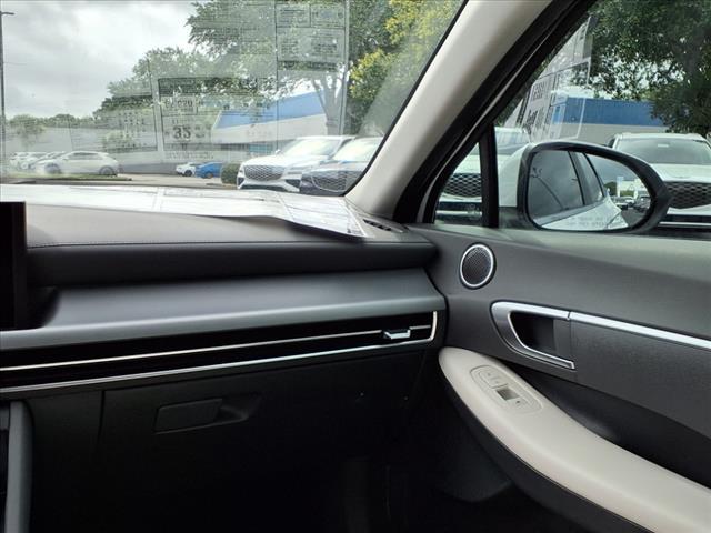 new 2025 Hyundai Sonata car, priced at $29,260