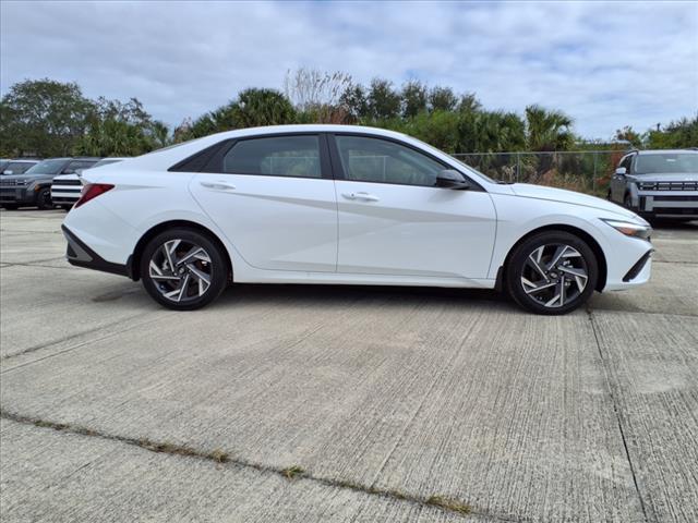 new 2025 Hyundai Elantra car, priced at $24,671