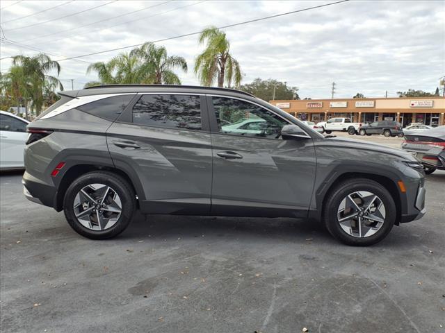 new 2025 Hyundai Tucson car, priced at $35,000