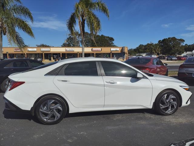 new 2025 Hyundai Elantra car, priced at $26,155