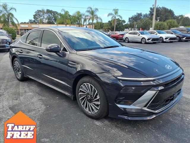 new 2025 Hyundai Sonata Hybrid car, priced at $31,733