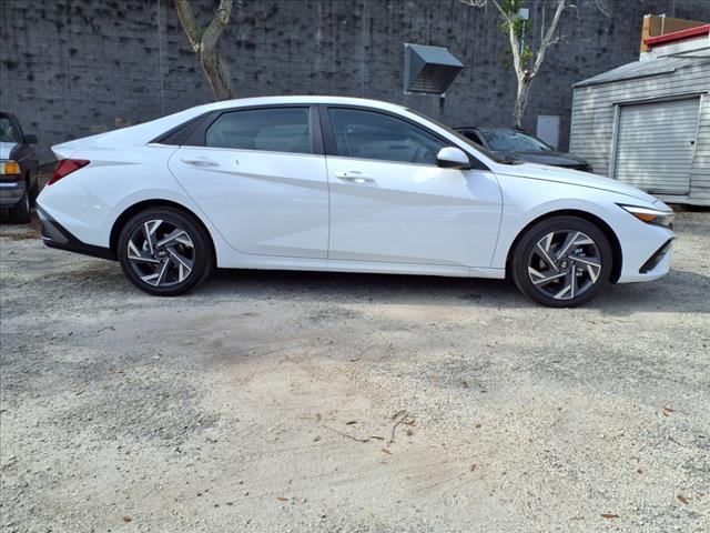 new 2025 Hyundai Elantra car, priced at $27,160