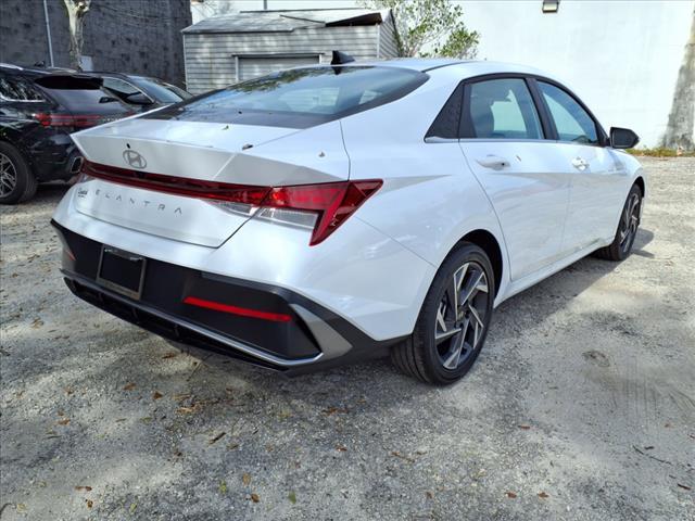 new 2025 Hyundai Elantra car, priced at $27,160