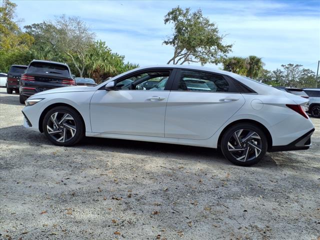 new 2025 Hyundai Elantra car, priced at $27,160