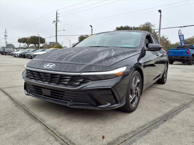 new 2024 Hyundai Elantra car, priced at $25,285