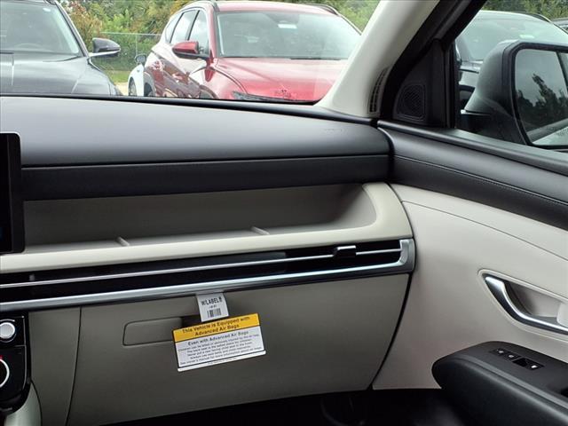 new 2025 Hyundai Tucson car, priced at $32,159