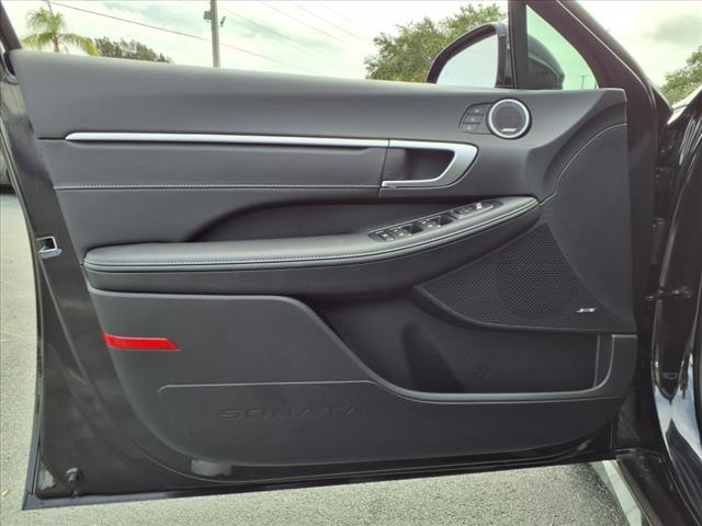 new 2025 Hyundai Sonata Hybrid car, priced at $39,460