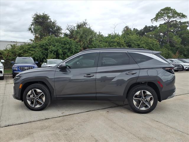 new 2025 Hyundai TUCSON Hybrid car, priced at $39,005