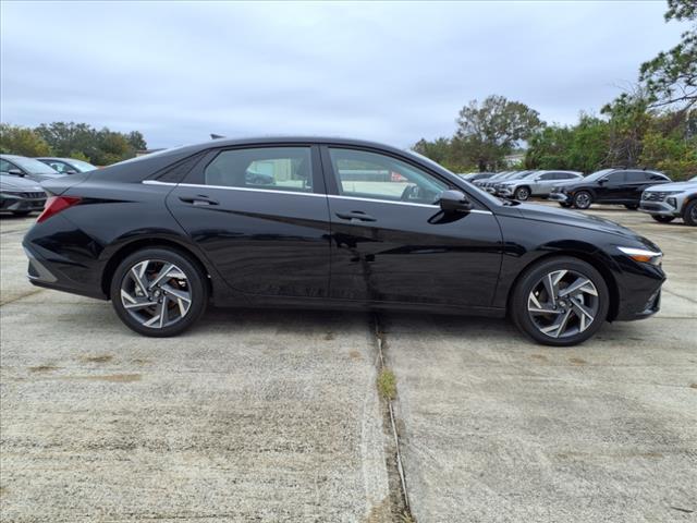 new 2025 Hyundai Elantra car, priced at $26,700