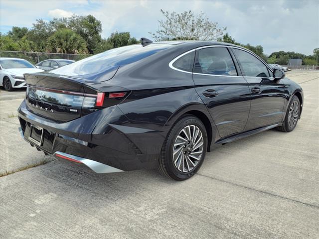 new 2024 Hyundai Sonata Hybrid car, priced at $32,510