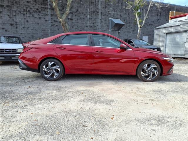 new 2025 Hyundai Elantra car, priced at $26,940