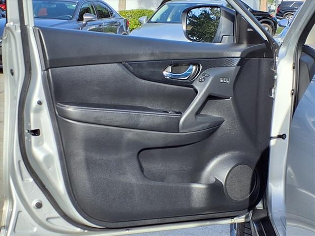 used 2017 Nissan Rogue car, priced at $15,995