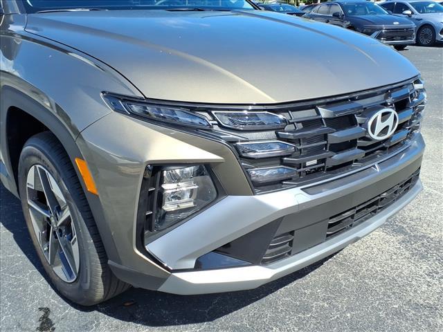 new 2025 Hyundai TUCSON Hybrid car, priced at $39,090