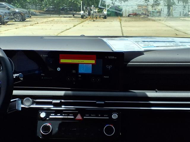 new 2025 Hyundai TUCSON Hybrid car, priced at $39,025