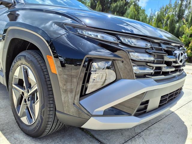 new 2025 Hyundai TUCSON Hybrid car, priced at $39,025