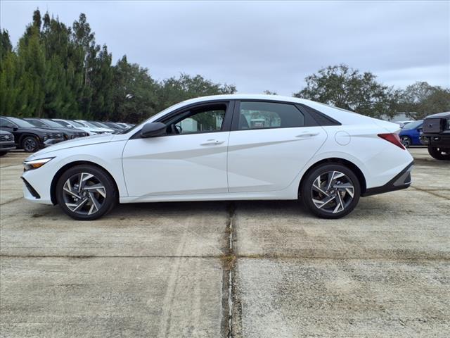 new 2025 Hyundai Elantra car, priced at $24,622