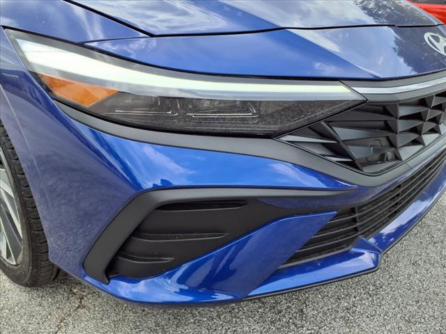 new 2025 Hyundai Elantra car