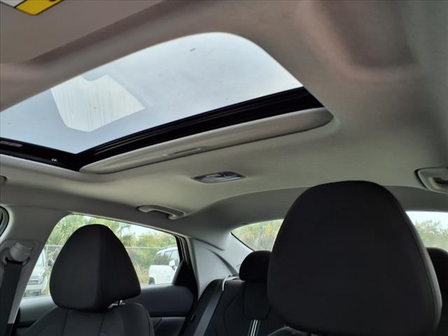 new 2025 Hyundai Elantra car