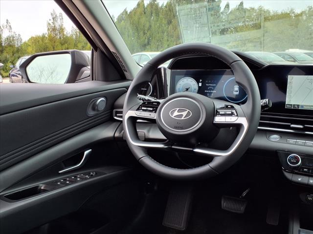 new 2025 Hyundai Elantra car