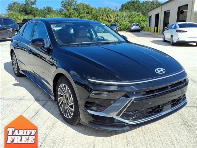 new 2025 Hyundai Sonata Hybrid car, priced at $38,131