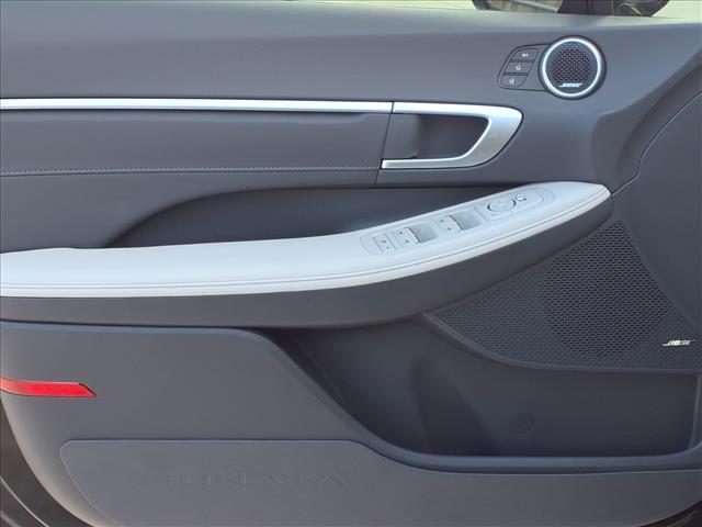 new 2025 Hyundai Sonata Hybrid car, priced at $38,131
