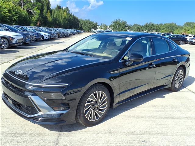 new 2025 Hyundai Sonata Hybrid car, priced at $38,131
