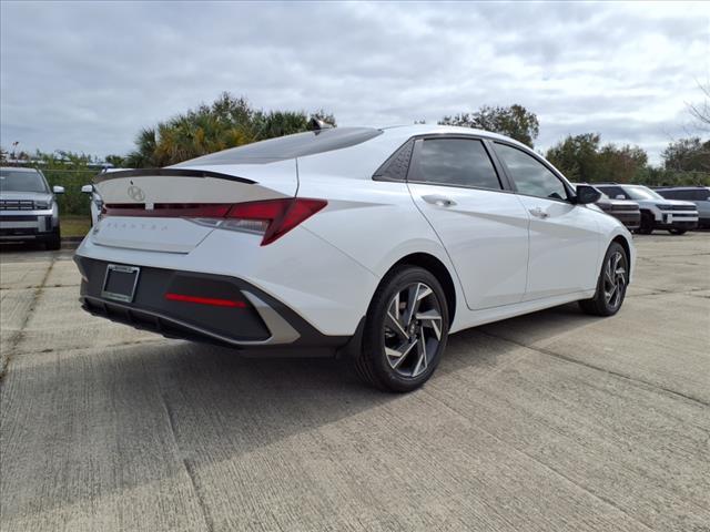 new 2025 Hyundai Elantra car, priced at $24,676