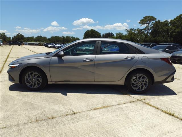 new 2024 Hyundai Elantra car, priced at $23,290