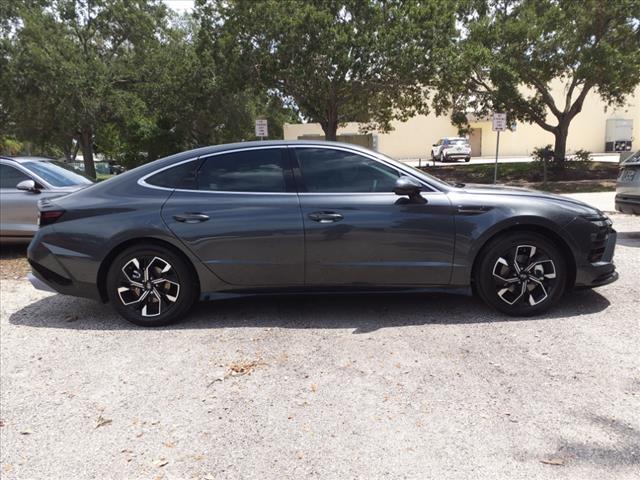 new 2024 Hyundai Sonata car, priced at $29,205