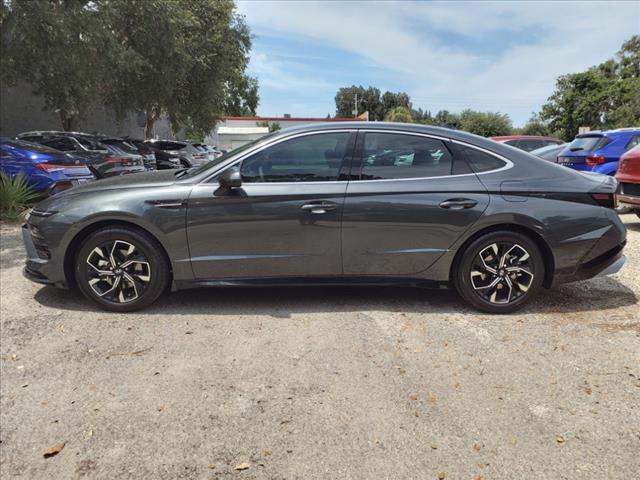 new 2024 Hyundai Sonata car, priced at $29,205