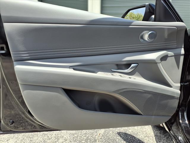 new 2025 Hyundai Elantra car, priced at $24,101