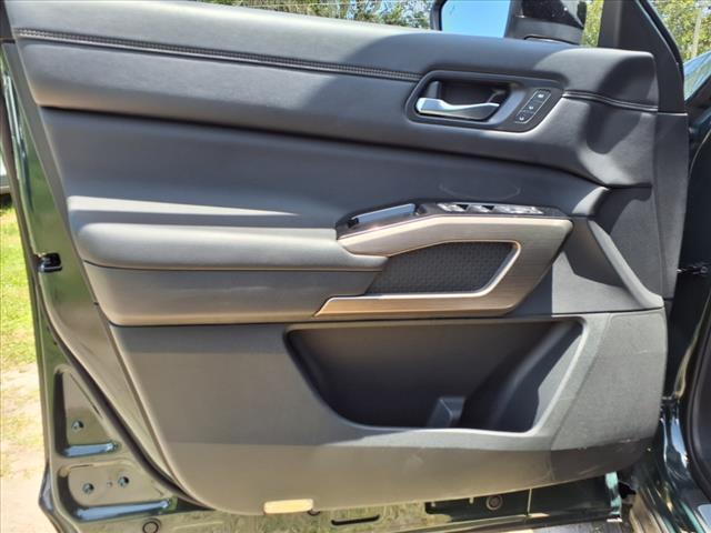 used 2022 Nissan Pathfinder car, priced at $35,995
