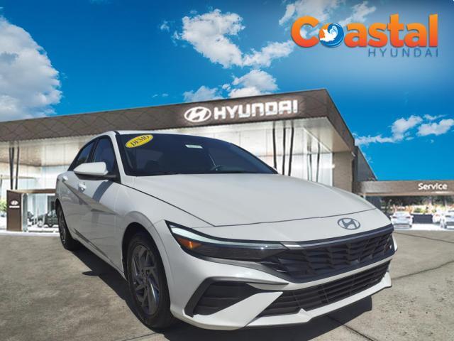 new 2024 Hyundai Elantra car, priced at $25,055
