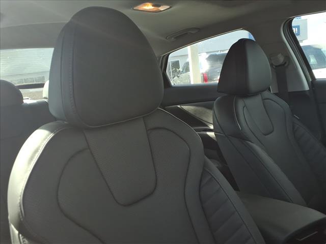 new 2025 Hyundai ELANTRA HEV car, priced at $30,446