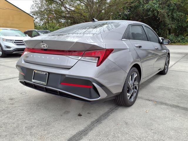 new 2024 Hyundai Elantra car, priced at $25,560