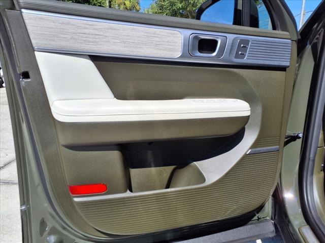 used 2024 Hyundai Santa Fe car, priced at $37,995