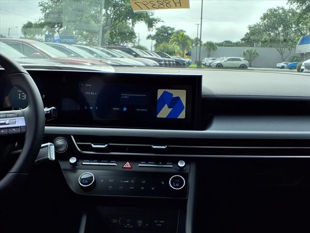 new 2025 Hyundai Sonata Hybrid car, priced at $33,065