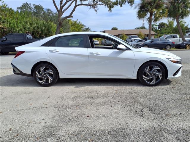 new 2025 Hyundai Elantra car, priced at $27,160