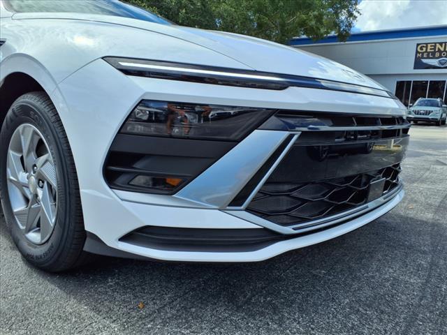 new 2025 Hyundai Sonata car, priced at $28,670