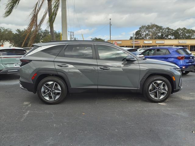 new 2025 Hyundai Tucson car, priced at $35,000