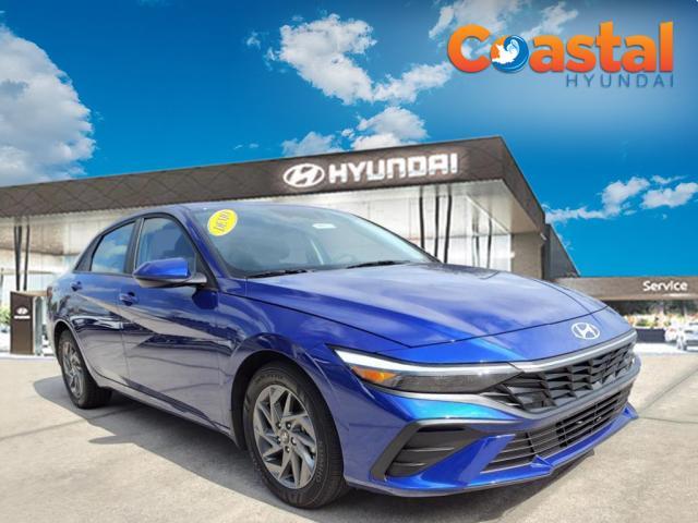 new 2024 Hyundai Elantra car, priced at $22,220