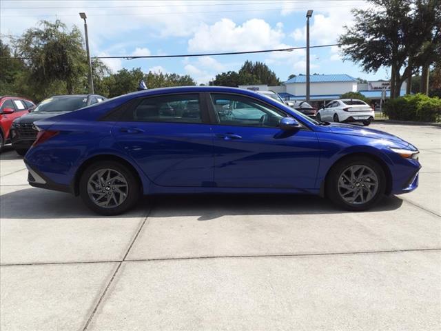 new 2024 Hyundai Elantra car, priced at $22,220