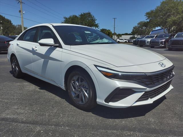 new 2024 Hyundai Elantra car, priced at $25,020