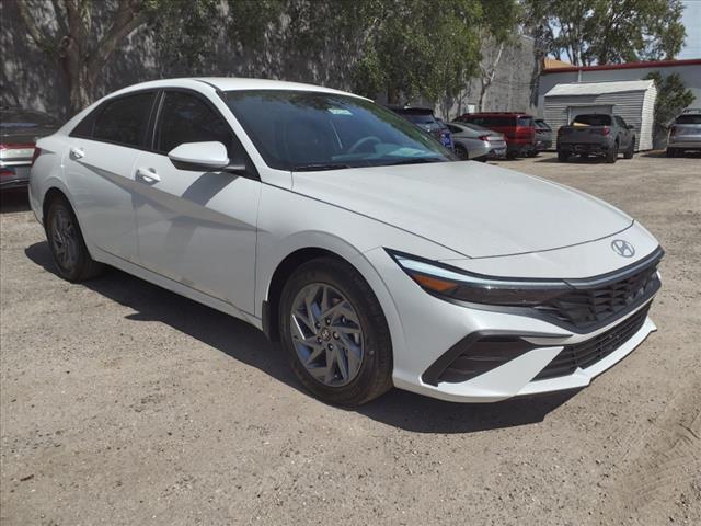 new 2024 Hyundai Elantra car, priced at $25,275