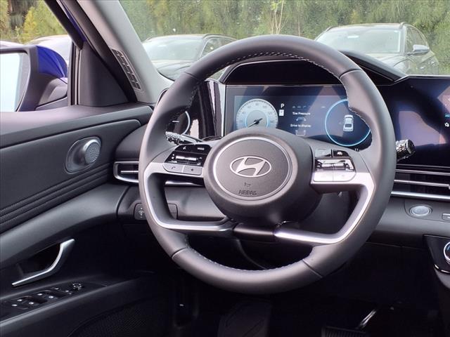 new 2025 Hyundai Elantra car