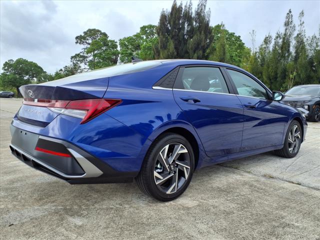 new 2025 Hyundai Elantra car